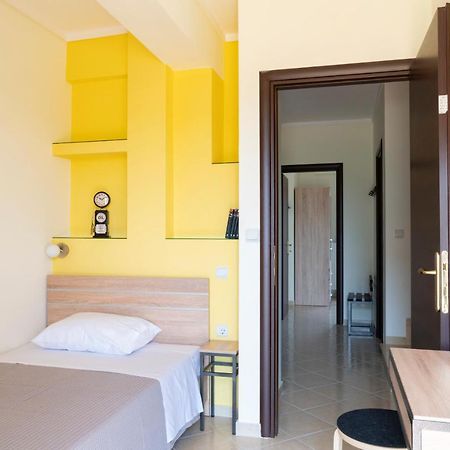 Alexandros Maisonettes เนอามูดาเนีย ภายนอก รูปภาพ