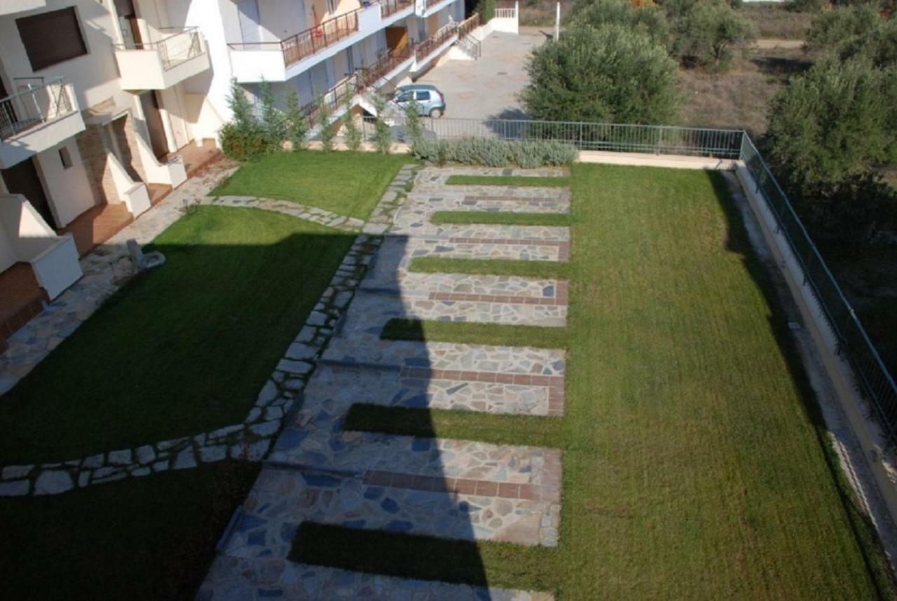 Alexandros Maisonettes เนอามูดาเนีย ภายนอก รูปภาพ
